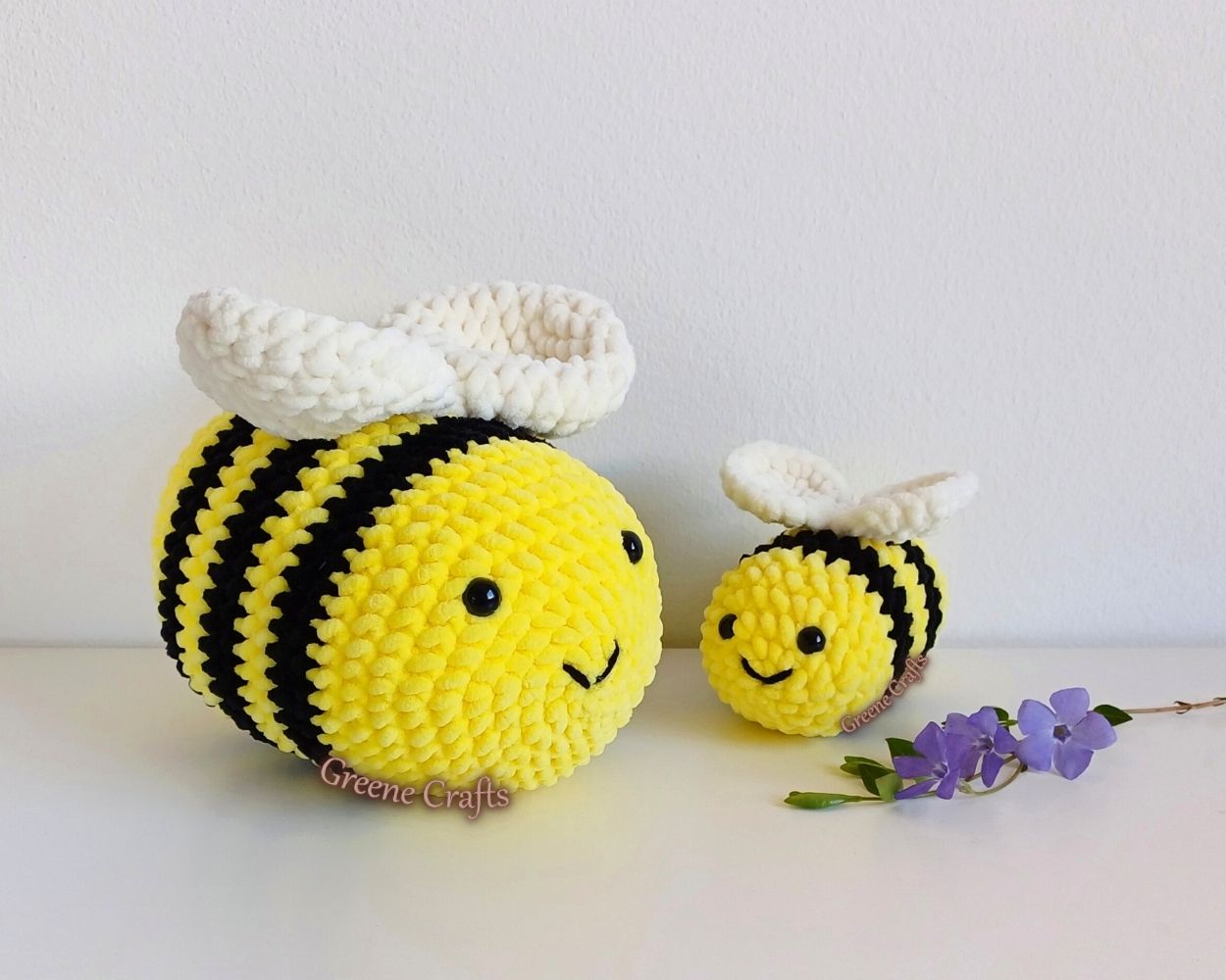Bee Plush Toy Crochet Pattern (2 Sizes)