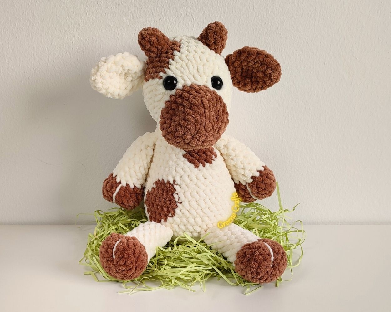 Snowdrop, the Dairy Cow - Crochet Pattern (Low Sew)